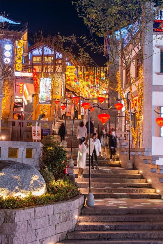 文旅夜游，帶動城市經濟發展的一把好手！01