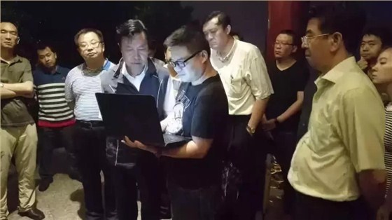 海南省委常委、三亞市委書記張琦帶隊，冒雨檢查城市夜景亮化工作